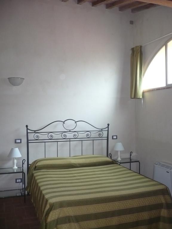 Casa Vacanze "Casale Al Pino" Riparbella Eksteriør billede