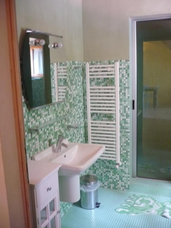 Casa Vacanze "Casale Al Pino" Riparbella Eksteriør billede