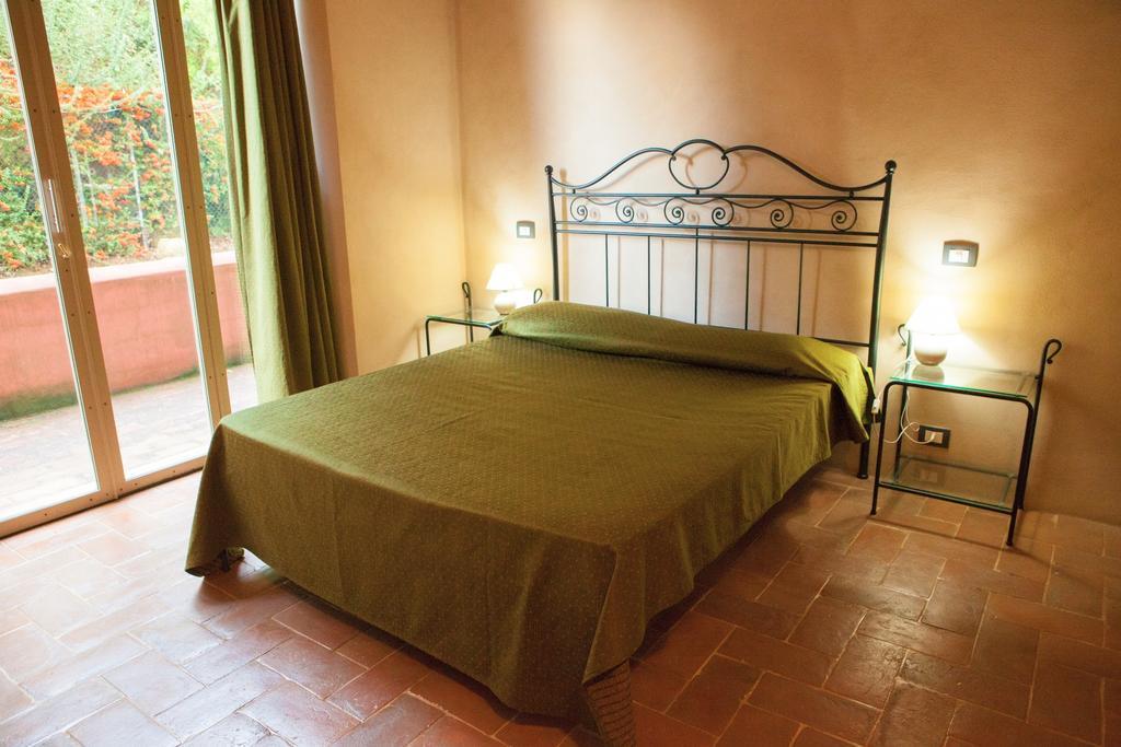 Casa Vacanze "Casale Al Pino" Riparbella Eksteriør billede