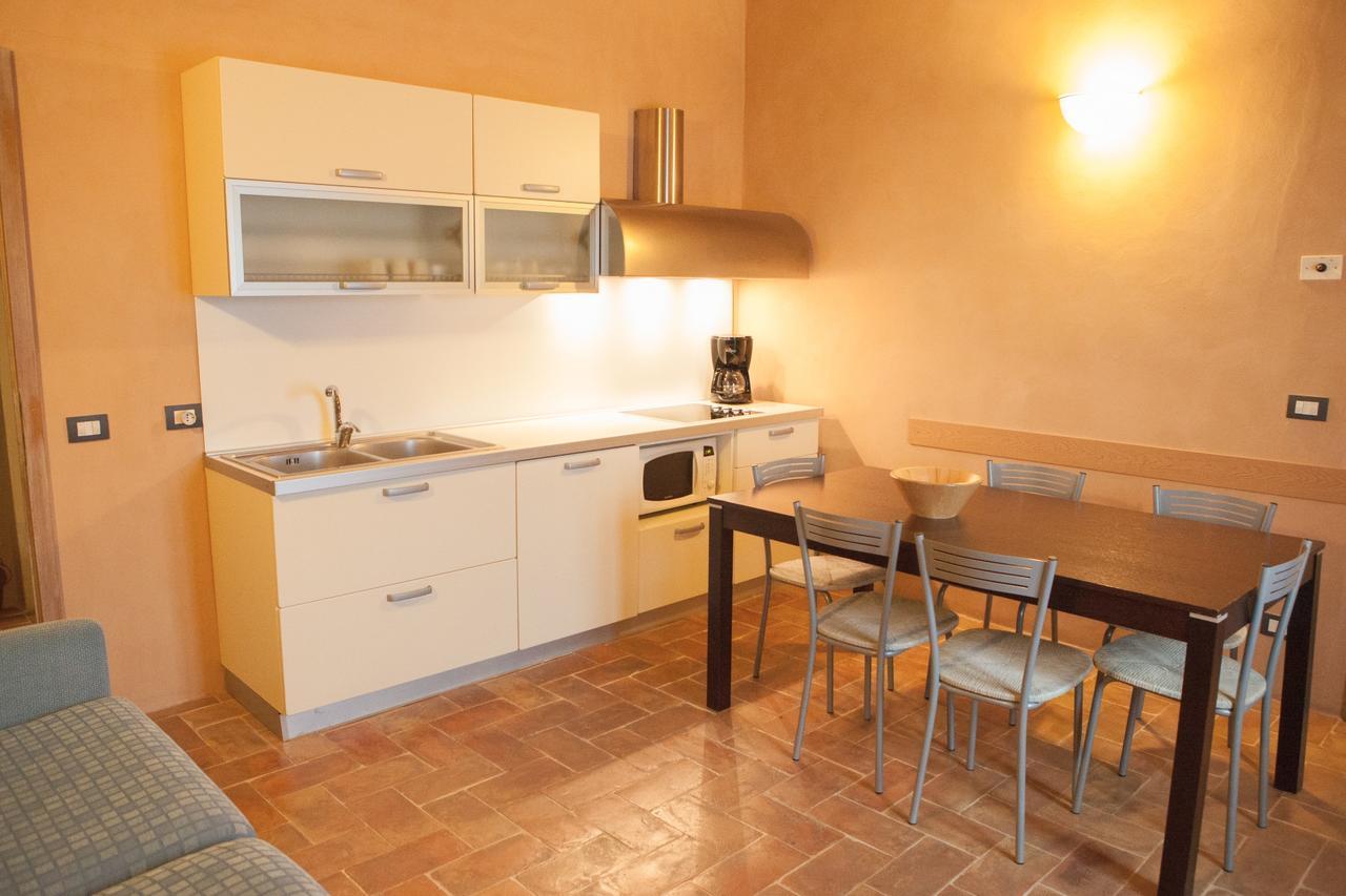 Casa Vacanze "Casale Al Pino" Riparbella Eksteriør billede