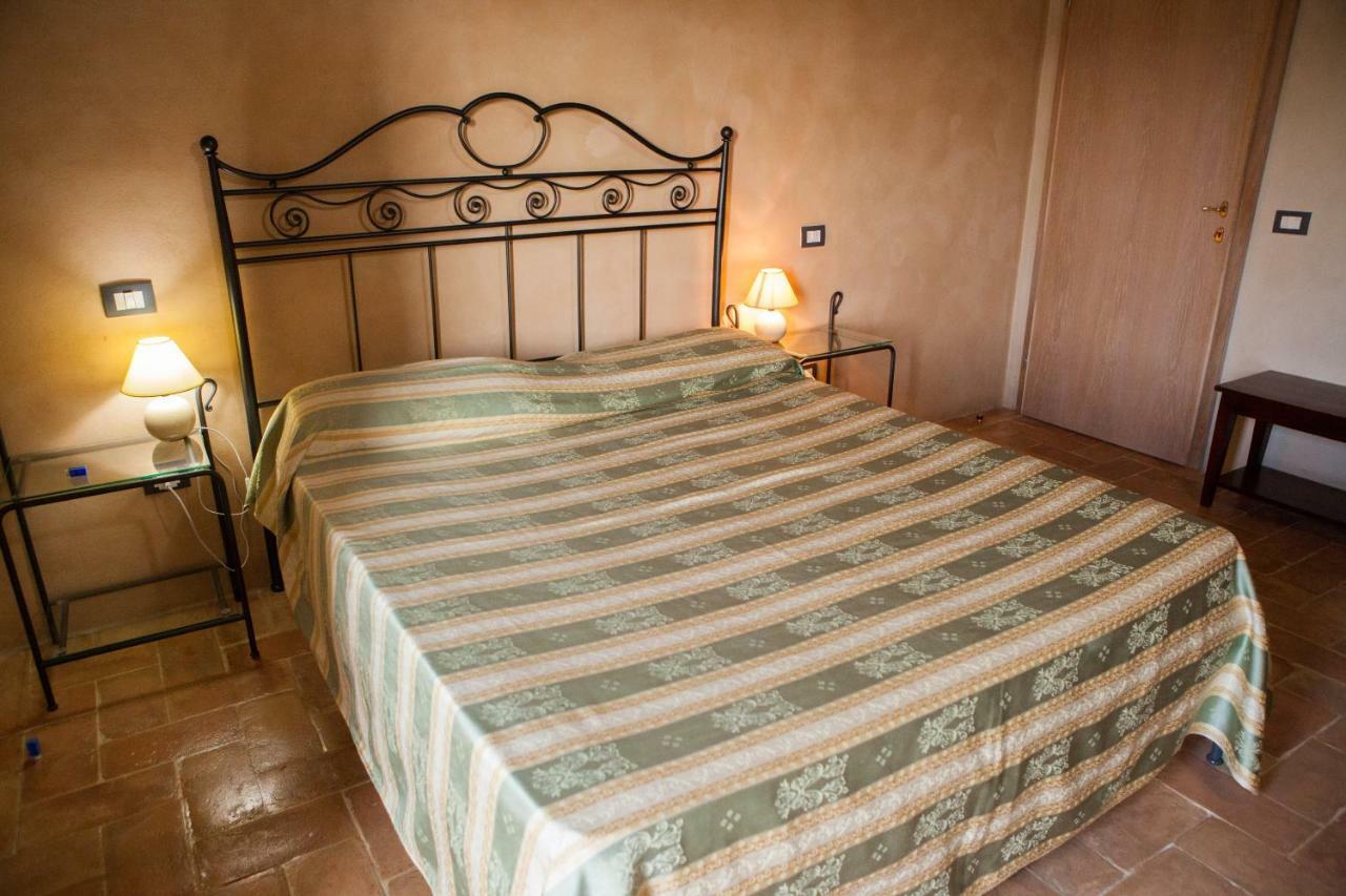 Casa Vacanze "Casale Al Pino" Riparbella Eksteriør billede
